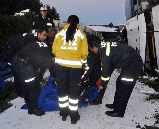 Üniversiteli Zeynep Ailesine Giderken Trafik Canavarı Kurbanı Oldu