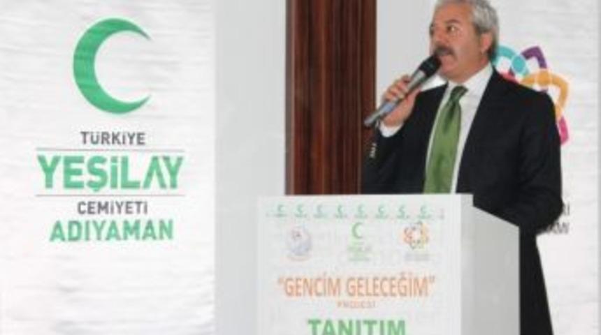 Yeşilay Cemiyeti&rsquo;nden &lsquo;gen&ccedil;lik Ve Bağımlılık&rsquo; Konferansı