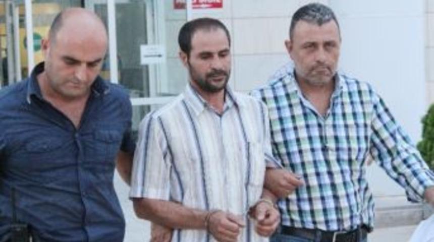 Kendisini Aldattığından Ş&uuml;phelenince Karısını Vurmuş