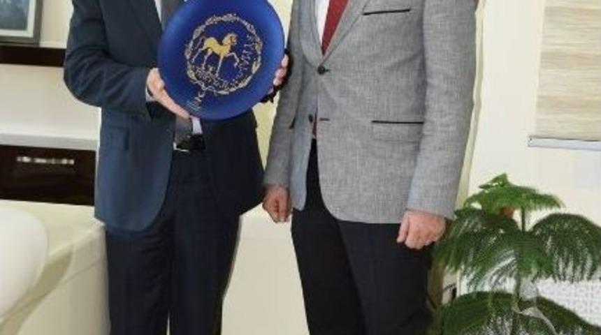 Başkan Acar&rsquo;dan Aliağa Protokol&uuml;ne Ziyaret