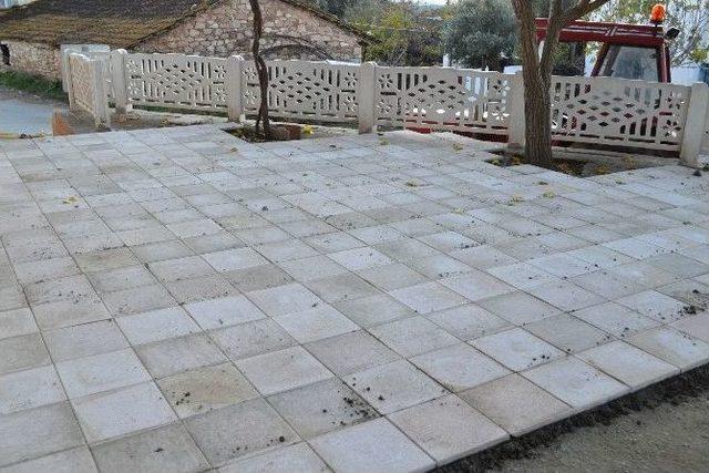 Karacasu Belediyesi&rsquo;nden Yol &Ccedil;alışması 1