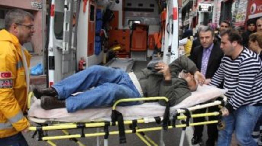 Merdivenden D&uuml;ş&uuml;p Hastanelik Oldu