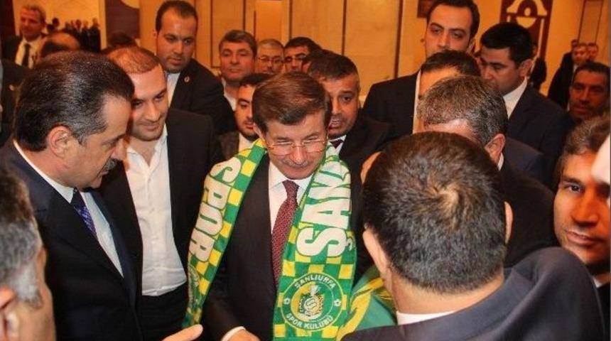 Başbakan Davutoğlu&rsquo;ndan Şanlıurfaspor&rsquo;a Destek S&ouml;z&uuml;