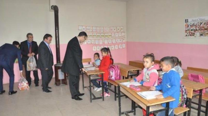 &Ccedil;UKURCA KAYMAKAMI &Uuml;NAL KO&Ccedil; K&Ouml;Y OKULLARINI ZİYARET ETTİ