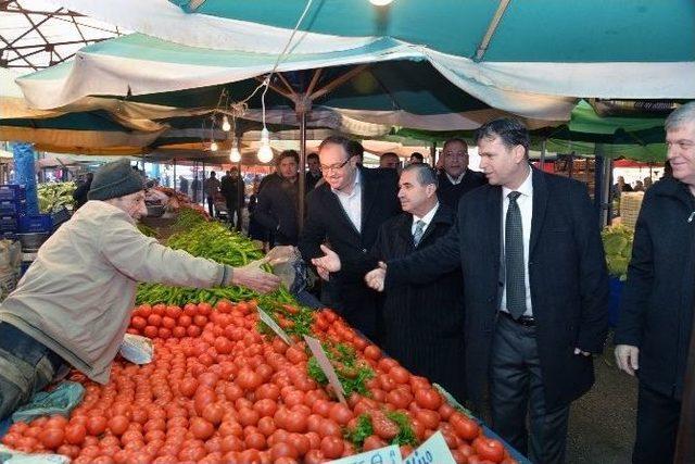 Başkan Vekili Onaylı, Esnafın Sofrasına Konuk Oldu