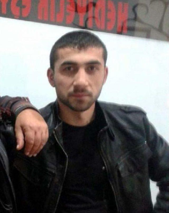 Devrilen forkliftin altında can verdi 1