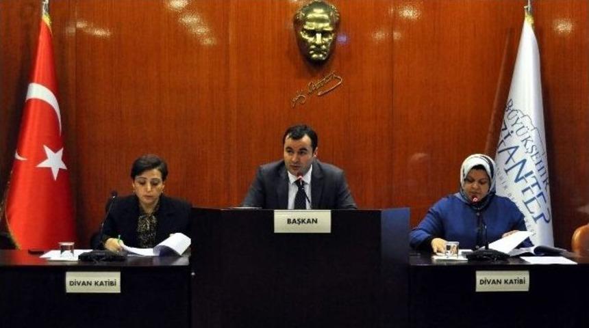 B&uuml;y&uuml;kşehir Meclisi Belediyelerin B&uuml;t&ccedil;elerini G&ouml;r&uuml;şt&uuml;