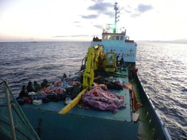 Sürüklenen gemideki 235 suriyeli kaçak, böyle kurtarıldı