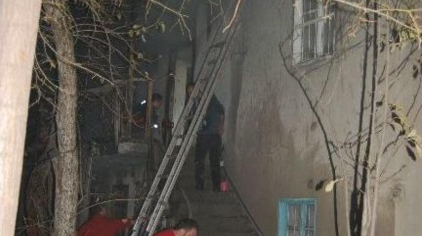 Arapgir&rsquo;de Korkutan Yangın