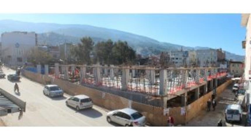 Tire&rsquo;nin Yeni İş Merkezi İnşaatı Y&uuml;kseliyor