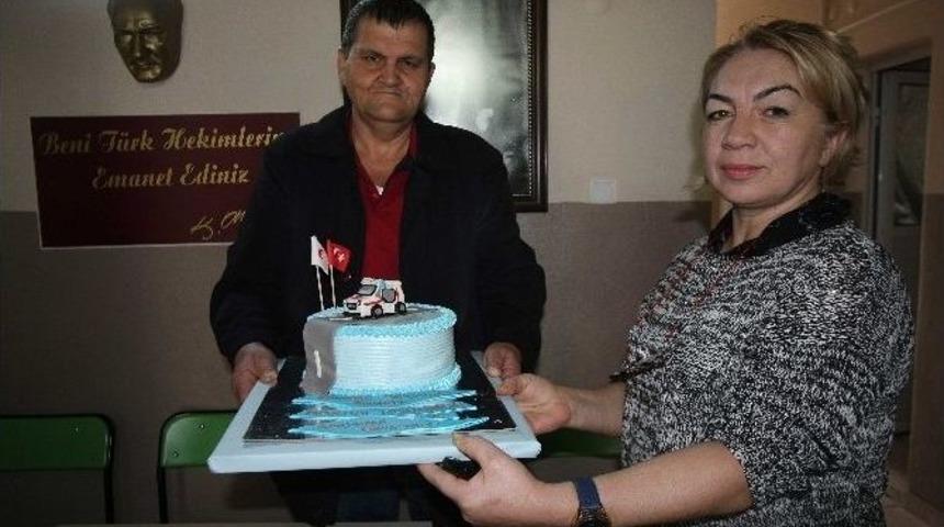 Belediye Hizmetine "pastalı" Teşekk&uuml;r