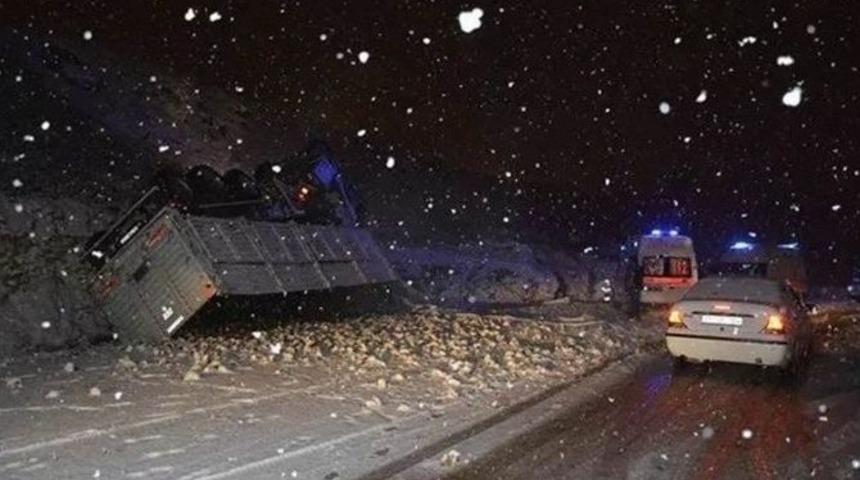 Er&ccedil;iş&rsquo;te Trafik Kazası; 1 Yaralı
