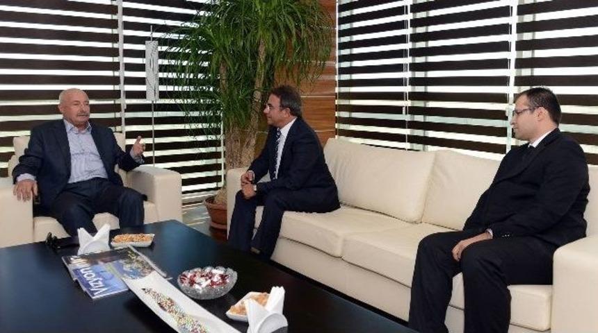 Budak, Antalya Eski Valisi Y&uuml;ksel&rsquo;i Ağırladı