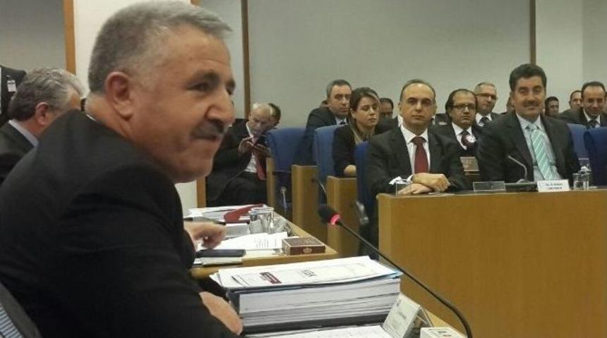 Milletvekli Ahmet Arslan, Plan Ve B&uuml;t&ccedil;e Komisyonu&rsquo;nda Ulaştırma Bakanlığı&rsquo;nın Kars Yatırımlarını Anlattı