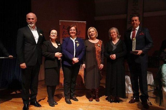 Konak&rsquo;ta Unutulmaz Vefa Gecesi 1