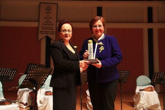 Konak&rsquo;ta Unutulmaz Vefa Gecesi 2