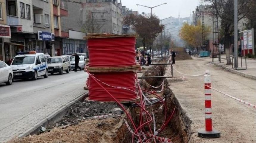 B&uuml;y&uuml;kşehir Belediyesi Altyapı Ve &Uuml;styapı Yenilemesi Yapıyor