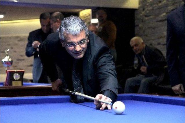 Bilardo Tutkunları Karşıyaka’da Buluştu