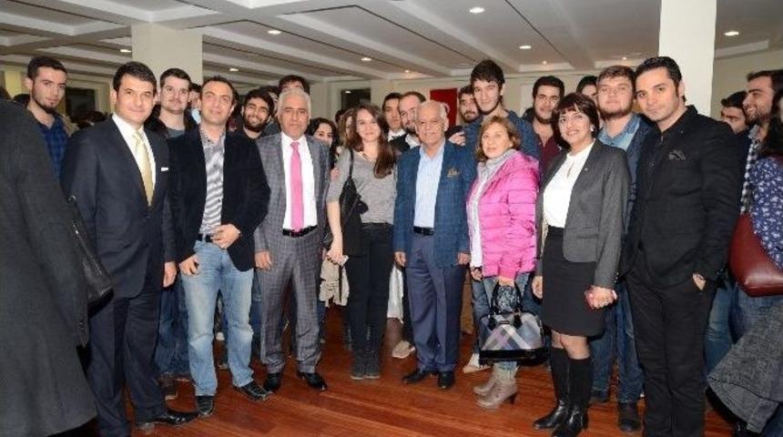 Adana Bt&uuml; &Ouml;ğrencileri İş Adamları İle Tiyatroda Buluştu