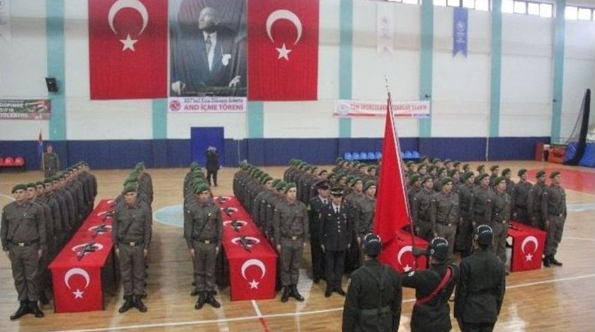 Kısa D&ouml;nem Jandarma Erler Yemin Etti