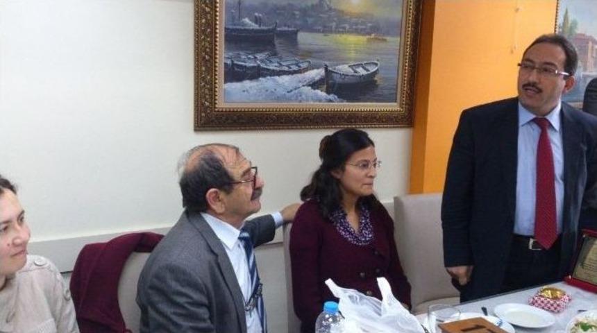 Tayini &Ccedil;ıkan Personele Veda Yemeği