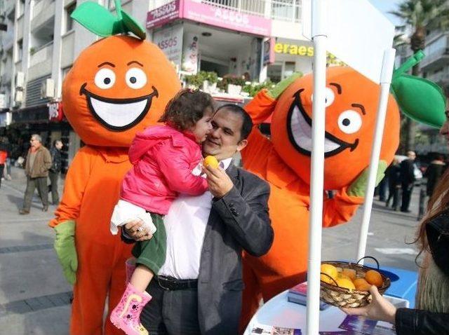 &rsquo;mandi&rsquo; İzmir Sokaklarında 1