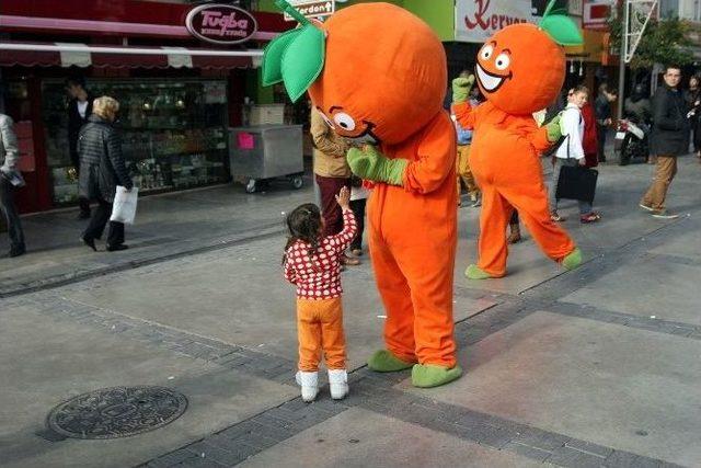 &rsquo;mandi&rsquo; İzmir Sokaklarında 2