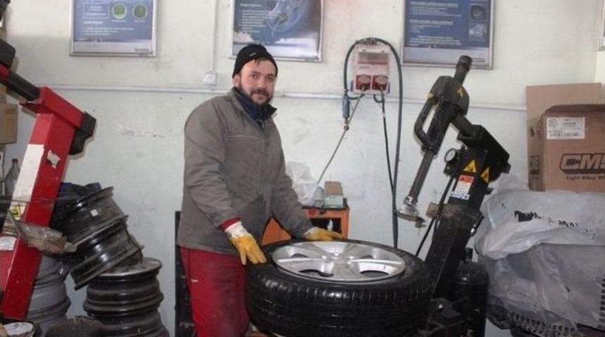 Van&rsquo;da Kışlık Lastik Satışında Artış