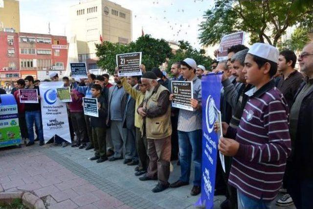 Adana'da 'papa' protestosu