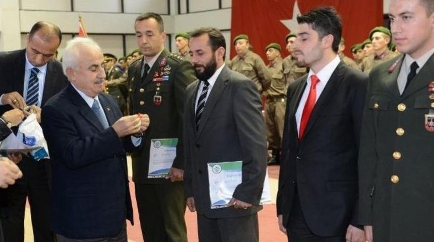 9 Afgan&rsquo;ın Cinayetini Aydınlatan Jandarmaya &Ouml;d&uuml;l