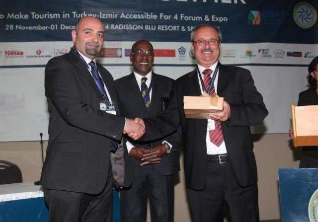 Çeşme, engelli ve 3 üncü yaş turizmi için harekete geçti 2