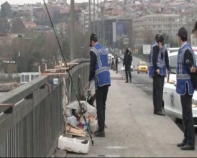 Köprünün balıkçıları 