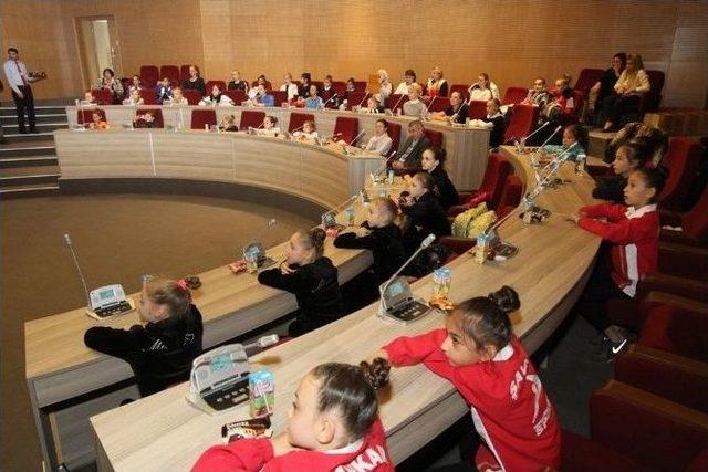 T&uuml;rkiye&rsquo;de Yapılacak İlk &Ouml;zel Cimnastik Turnuvası Başladı 1