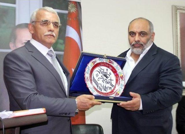 İhh Genel Başkanı Yıldırım Okul İnşaatını İnceledi 1