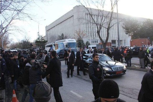 Erzurum’da Bir Grup Konutzede Başbakan Davutoğlu’ndan Destek İstedi 2