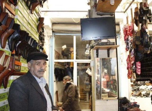 Siverek te esnafın güvenlik kameraları çalındı 3