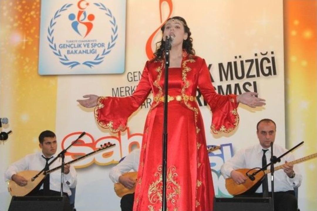 T&uuml;rk M&uuml;ziği Yarışması&rsquo;na Kırıkkale Ve Zonguldak Damgasını Vurdu