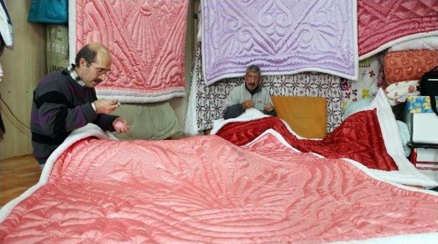 (&ouml;zel Haber) El Emeği Yorganlar Tarihe Karışıyor