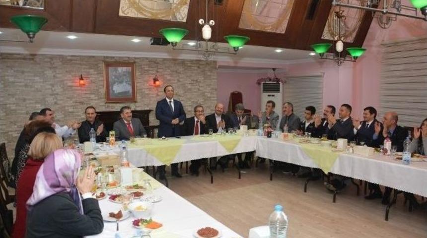 Evlendirme Memurları Dilovası&rsquo;nda Bir Araya Geldi