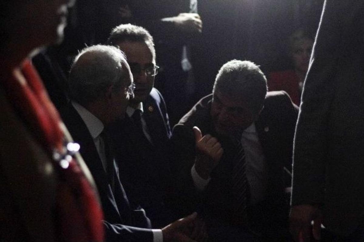 Kılı&ccedil;daroğlu&rsquo;na Adana&rsquo;da Elektrik Şoku
