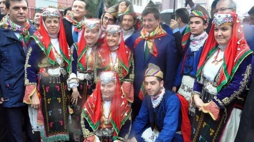 Basbakan Davutoğlu&rsquo;na Bengi S&uuml;rprizi