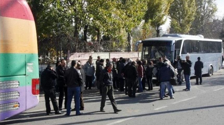Diyarbakır&rsquo;dan Kobani Sınırına 4 Otob&uuml;s Gitti