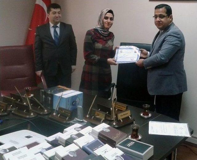 Boğazlıyan’da Okullara Kitap Seti Dağıtıldı 1