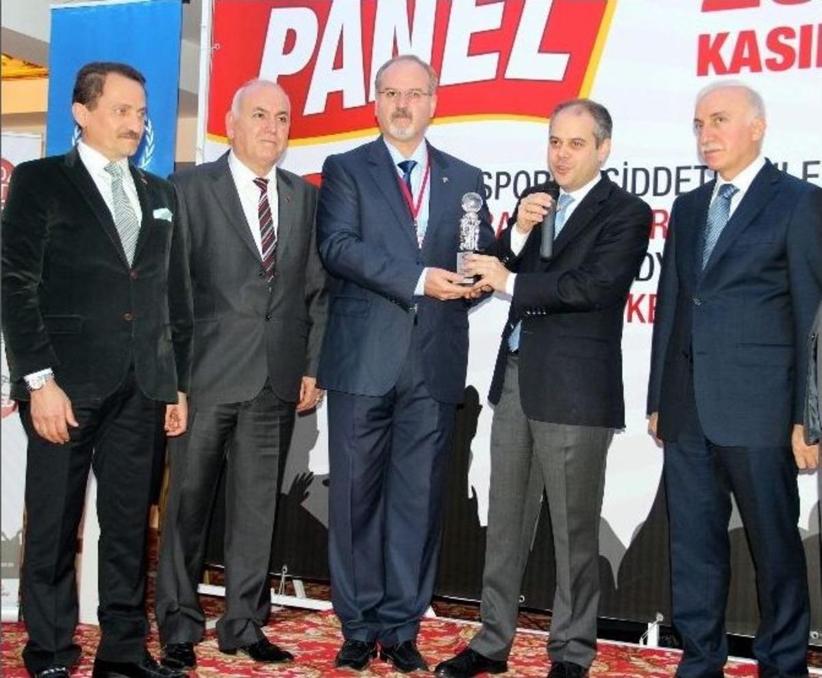Bakan Kılı&ccedil;: &ldquo;spordaki Şiddet Ve K&uuml;f&uuml;rlerle İlgili Yargıya B&uuml;y&uuml;k G&ouml;rev D&uuml;ş&uuml;yor&rdquo;