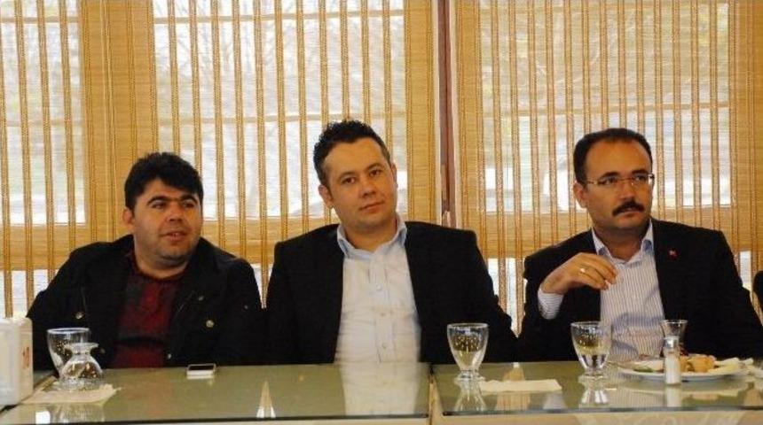 Basri Yıldırım: "ak Parti Milletin Partisidir"