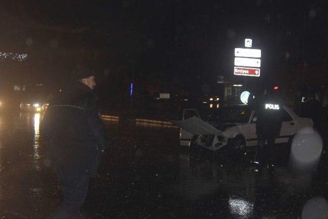 Kayseri’de Zincirleme Trafik Kazasında 3 Kişi Yaralandı