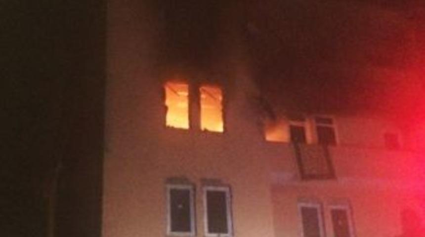 Kocaeli&rsquo;de Ev Yangını