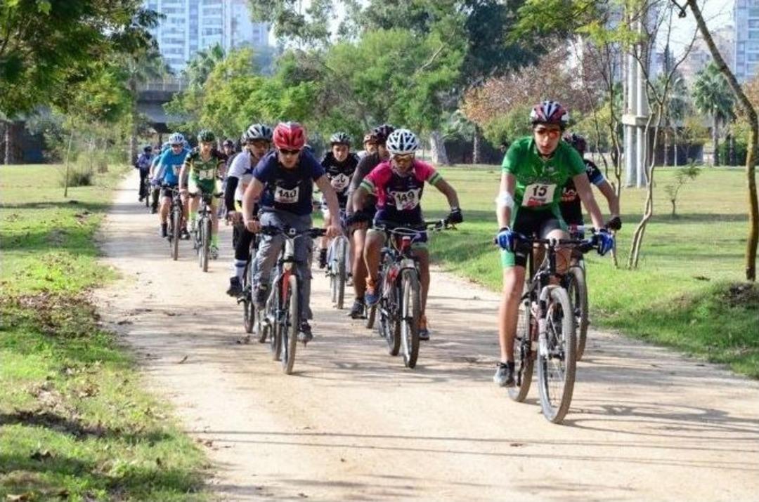 Adana&rsquo;da Halka A&ccedil;ık Bisiklet Yarışması