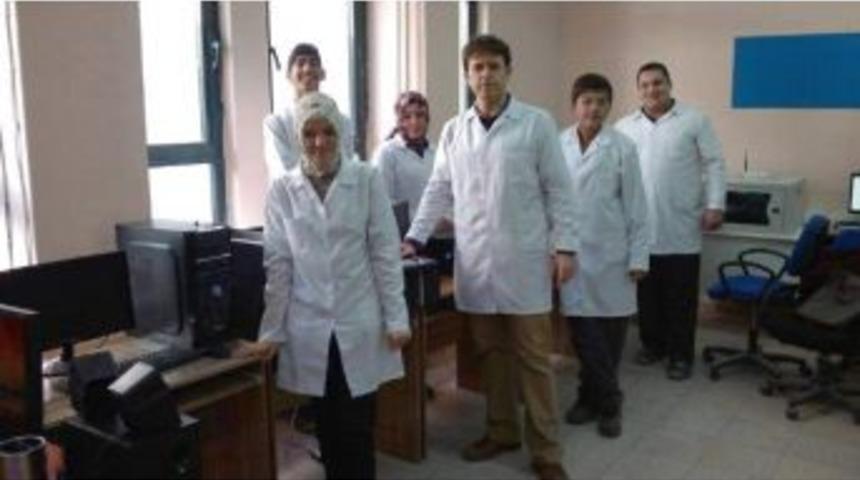 Bilişime Hayat Veriyorlar