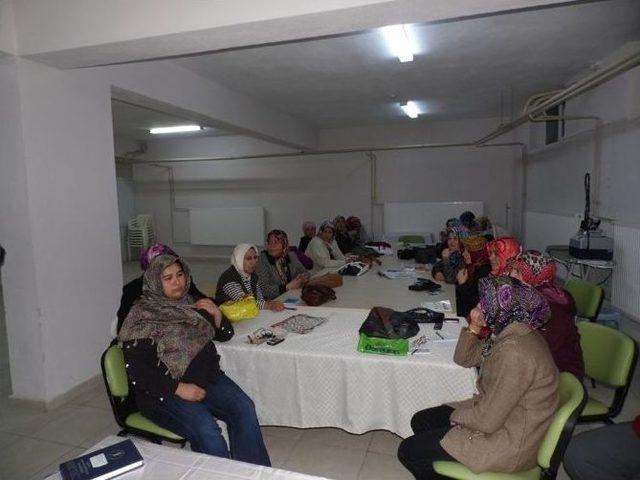 Korkuteli’nde Aşçı Yardımcılığı Kursuna Yoğun İlgi